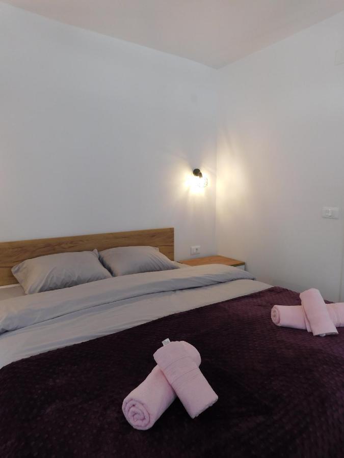 Apartments J&M Ohrid Esterno foto